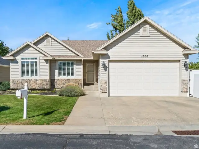 1606 Seneca Dr, Roy, UT 84067 - #1