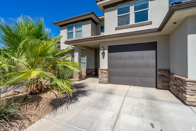 411 N Sage Dr, Washington, UT 84780 - #3