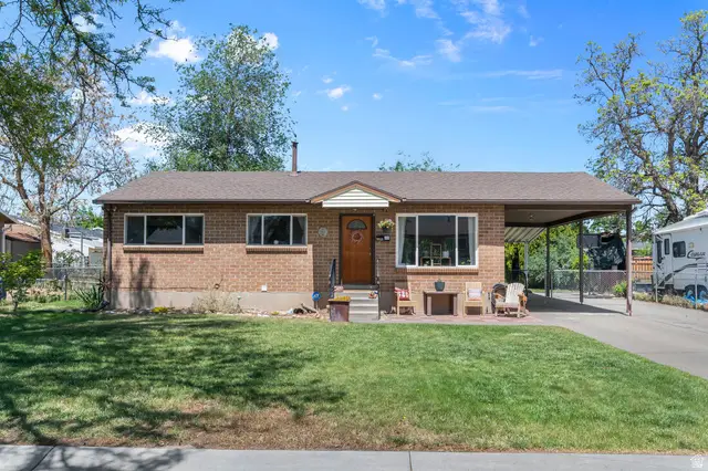 9902 Poppy Ln, Sandy, UT 84094 - #1