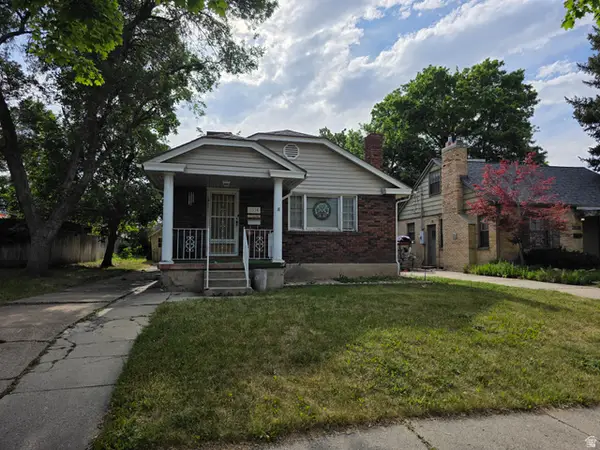2534 S Beverly St E, Salt Lake City, UT 84117