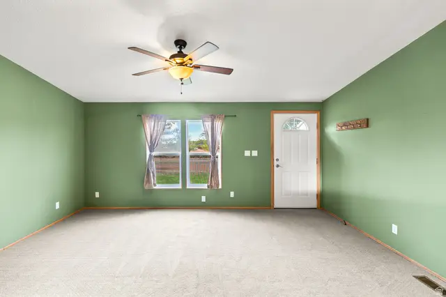 275 N 100 E, Torrey, UT 84775 - #3