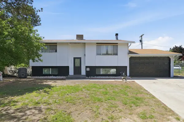 4468 S Red Blossom Cir, West Valley City, UT 84120