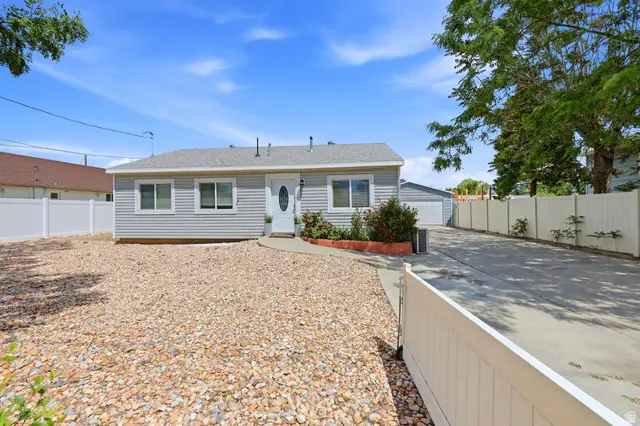 934 N 400 E, Lehi, UT 84043 - #2