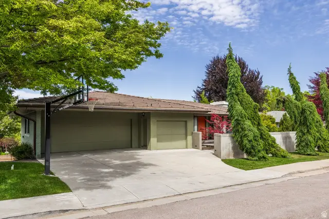 1116 S Bonneville Dr, Salt Lake City, UT 84108 - #1