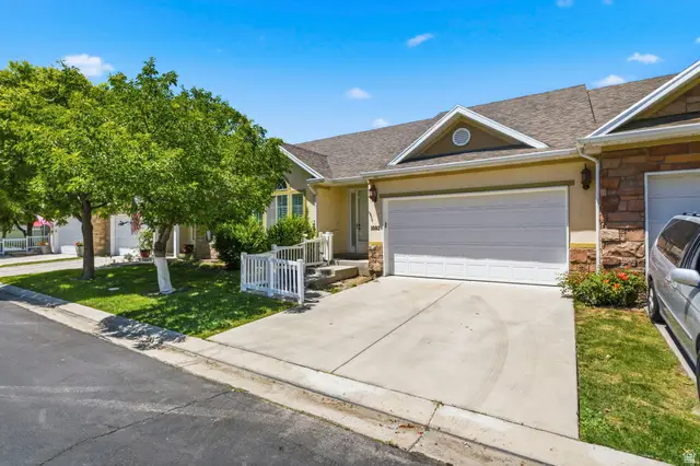 1092 W Tithing Hill Pl S, Riverton, UT 84065 - #2