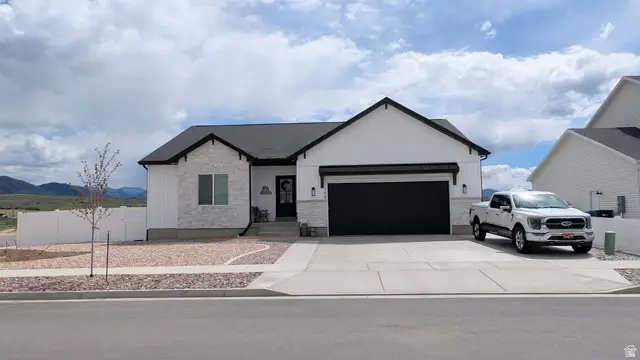 758 E 675 S, Hyrum, UT 84319 - #2
