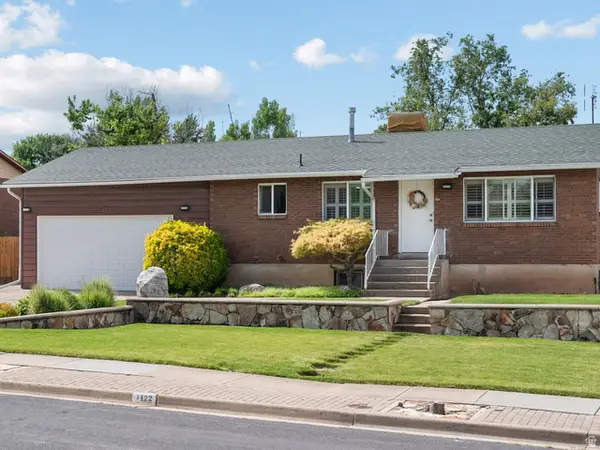 1122 E 1300 N, Layton, UT 84040