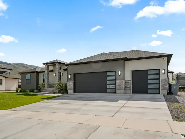 2049 S Roan Ave, Saratoga Springs, UT 84045 - #2