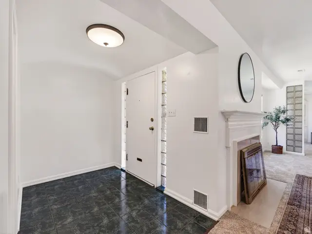 139 N 500 E, Provo, UT 84606 - #3