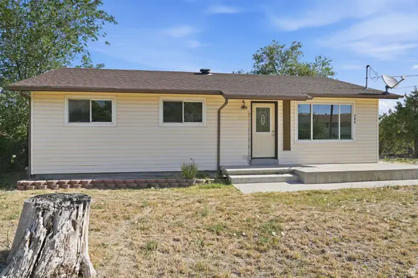 382 W Plum St, Grantsville, UT 84029