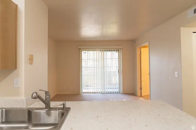 1222 E Waterside Cv #10, Cottonwood Heights, UT 84047 - #3