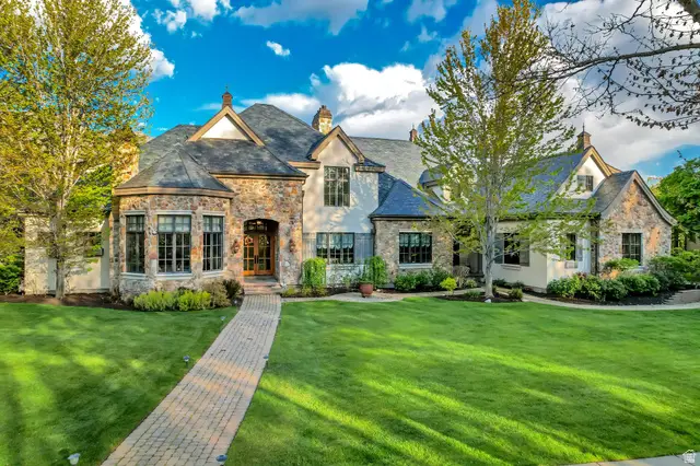 285 Stone Gate Ln, Provo, UT 84604 - #1
