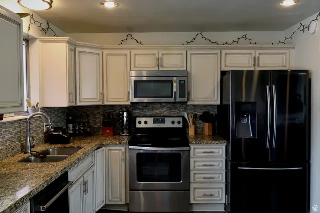 8172 W Bowler Cir, Magna, UT 84044 - #3