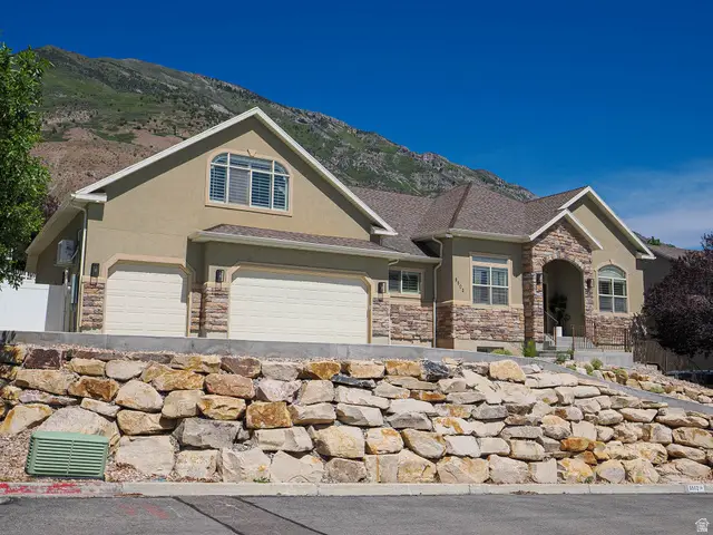 9502 N Aztec Dr, Cedar Hills, UT 84062 - #2