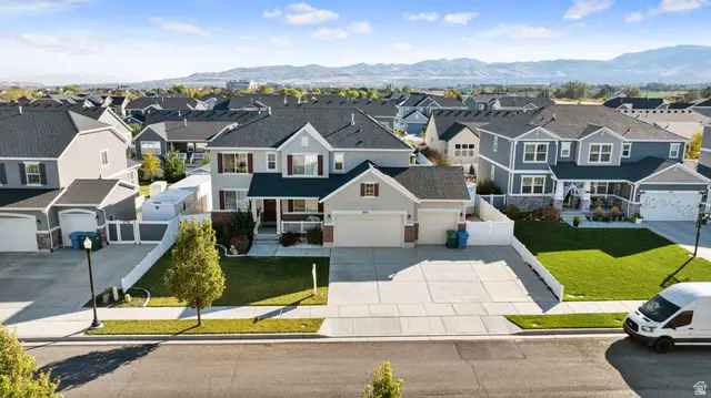 3859 W Young Lucerne Cir S, Riverton, UT 84065 - #2