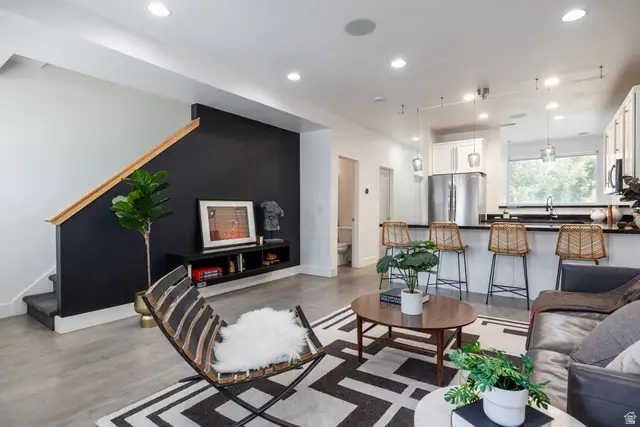 320 W 700 N, Salt Lake City, UT 84103 - #3