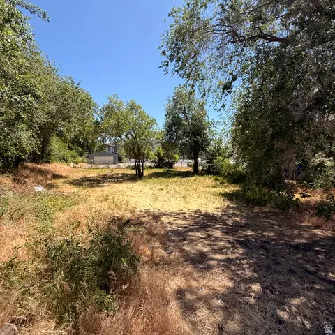 466 E 700 S, Clearfield, UT 84015 - #1