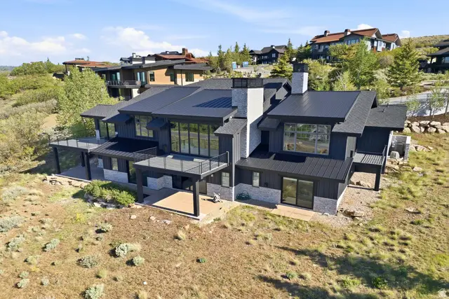 8945 N Mountain Crest Rd, Park City, UT 84098 - #2
