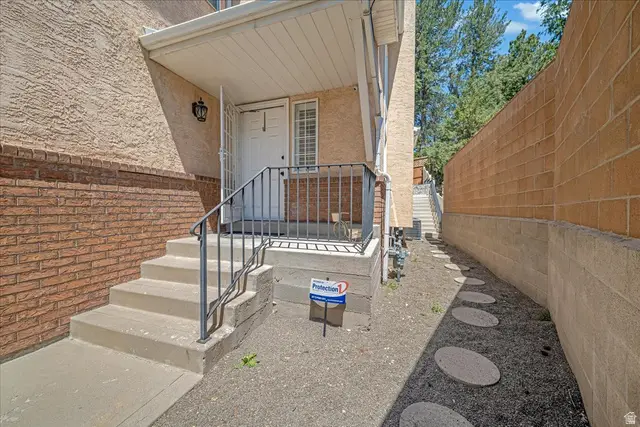 5248 S Clear Spring Ln E, Murray, UT 84117 - #2