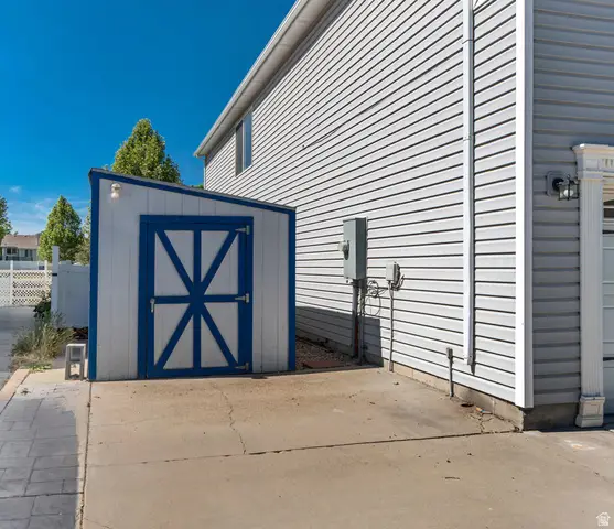546 Wheatridge Rd, Stansbury Park, UT 84074 - #3