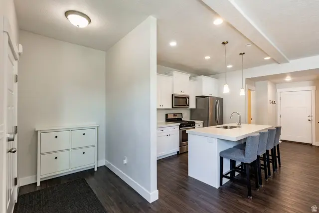 808 E Newfield Dr, Sandy, UT 84094 - #3