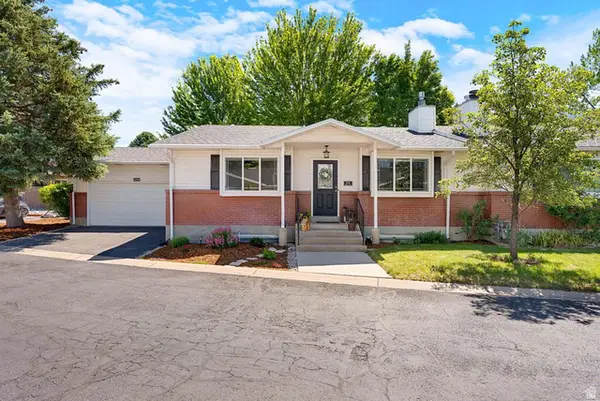 3294 E Bengal Blvd, Cottonwood Heights, UT 84121