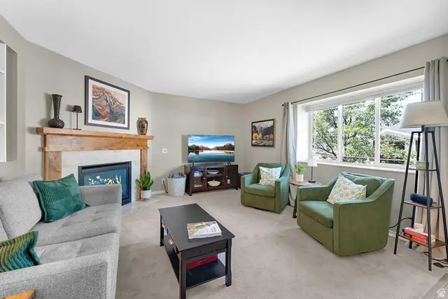 3294 E Bengal Blvd, Cottonwood Heights, UT 84121 - #3