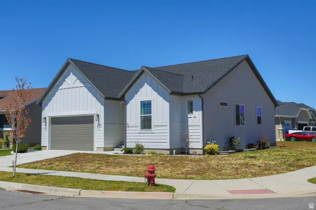 2477 N Hooded Crane Cir, Clinton, UT 84015 - #2