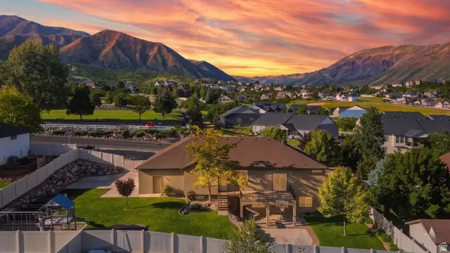 6 W Park Dr, Elk Ridge, UT 84651 - #2