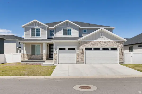 10938 S Glamis Dune Dr, South Jordan, UT 84009