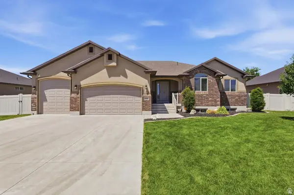1302 W 2535 N, Clinton, UT 84015