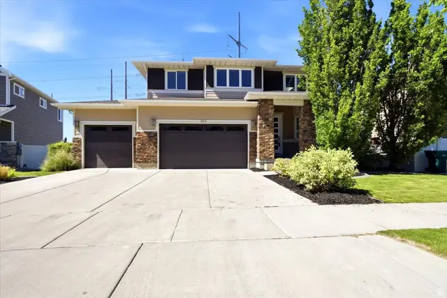 822 W Star Spangled Dr, Bluffdale, UT 84065 - #1