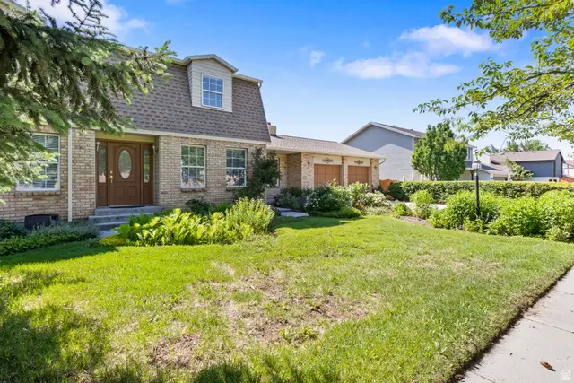 9776 S Grainte Dr, Sandy, UT 84092 - #3