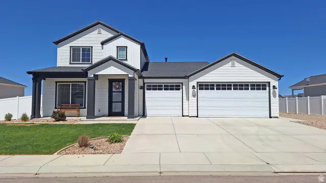 1127 E 4240 N, Enoch, UT 84721 - #2