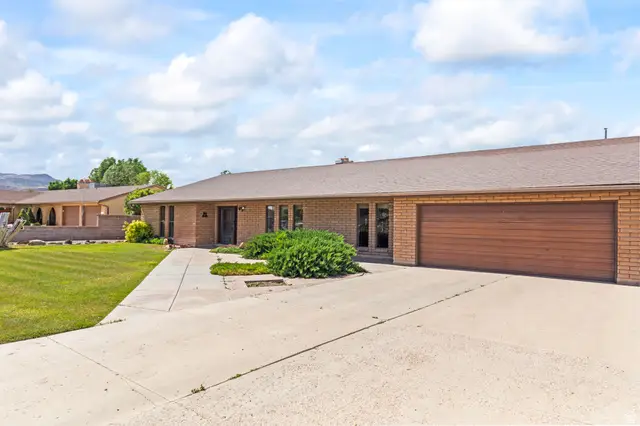 54 W 100 N, Central Valley, UT 84754 - #2