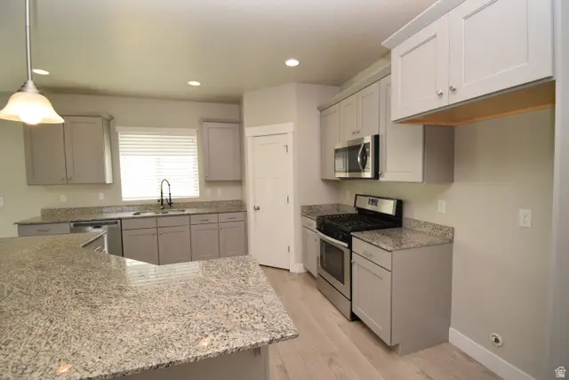 4929 W Red Ruby Ln, Herriman, UT 84096 - #3