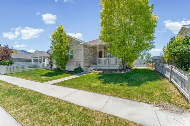 1820 E Cedar St, Eagle Mountain, UT 84005 - #3