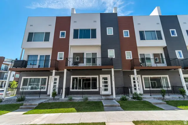4564 W Lonely Grove Ct S, West Valley City, UT 84120 - #1