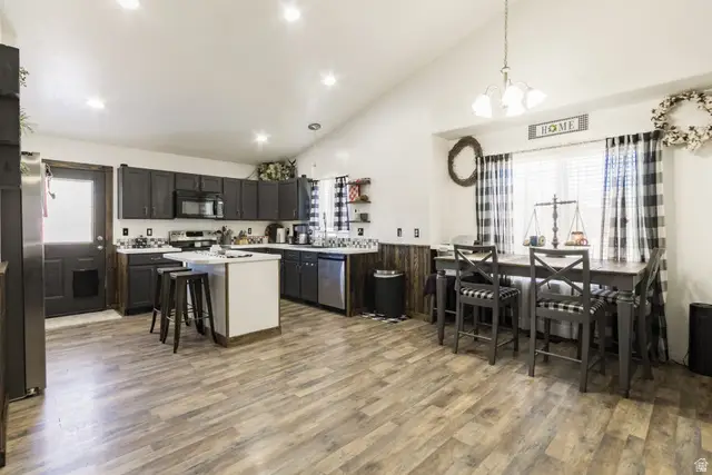 190 W 2100 S, Vernal, UT 84078 - #3