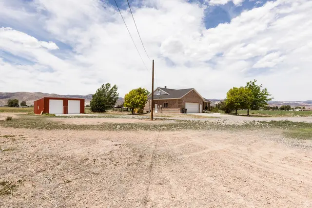 420 S Main St, Central Valley, UT 84754 - #2