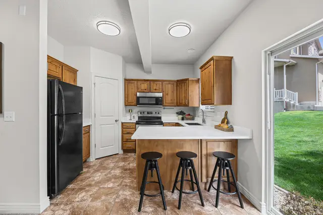 1944 N Hollow Ct, Lehi, UT 84043 - #2