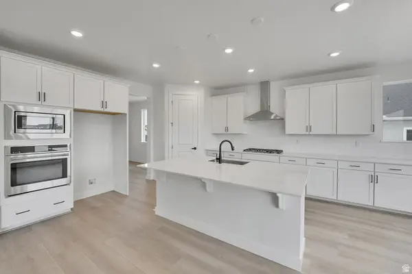 12323 S Trout Lake Ln #411, Herriman, UT 84096