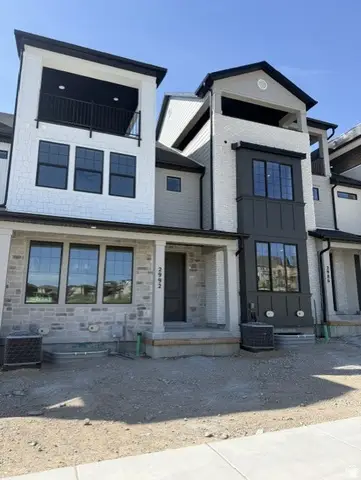 2980 W Windscape Dr #9, Lehi, UT 84048