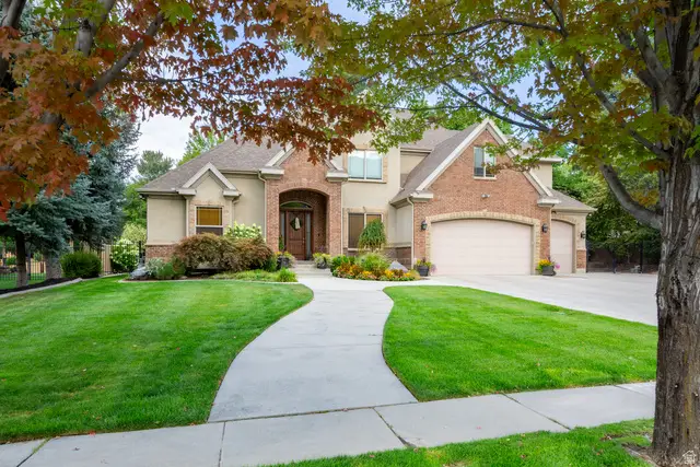 351 N Deerfield Dr, Alpine, UT 84004 - #2