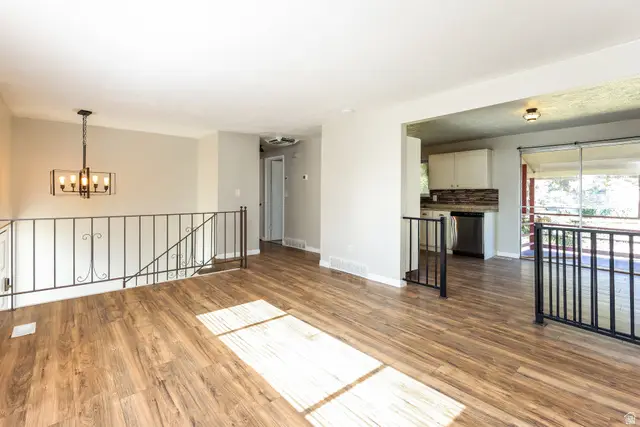 3748 W Lewisport S, West Jordan, UT 84084 - #2