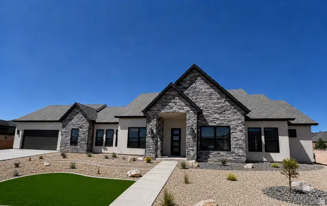 2152 S Bluff Dr, Cedar City, UT 84720 - #1