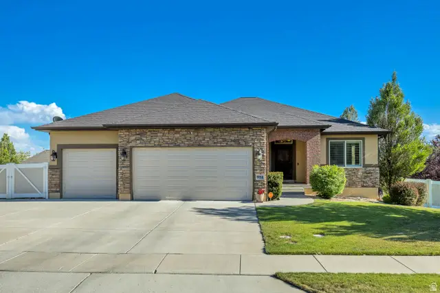 751 W Hillside Dr, Lehi, UT 84043 - #2