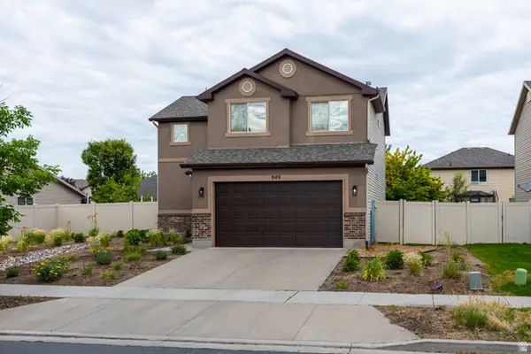 949 N Fox Hollow Dr W, North Salt Lake, UT 84054