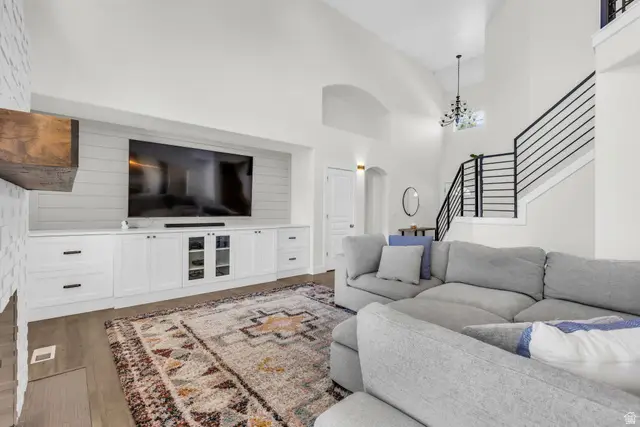 6336 S Mount Logan Way, Taylorsville, UT 84129 - #3