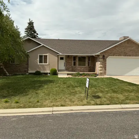 579 E Fremont Way, Elk Ridge, UT 84651 - #1